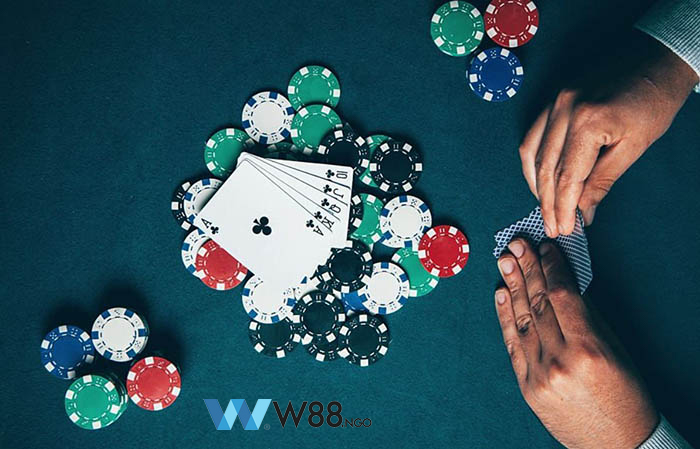 Bài poker texas hold'em là gì? Và cách chơi giúp bạn thắng lớn tại w88 1 bai-tien-len