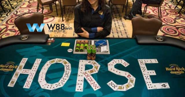 Tất Tần Tật Biến Thể Game Poker Dành Cho Bet Thủ Chuyên Nghiệp 7 Horse Poker -Một biến thể độc đáo.