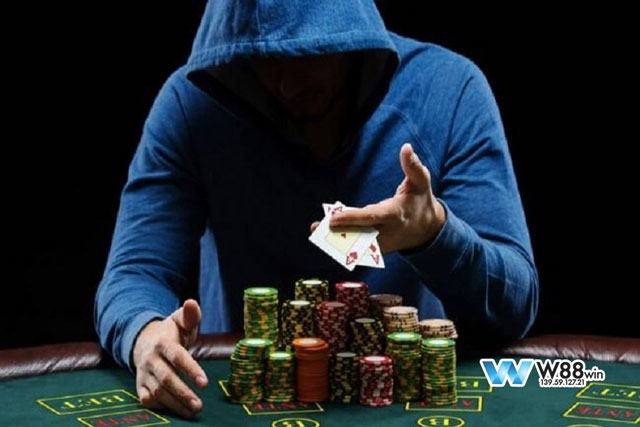 Phân Loại Người Chơi Poker - Chìa Khóa Vàng Để Chiếm Ưu Thế Trên Bàn Cược 5 Phân loại người chơi trong poker là gì?